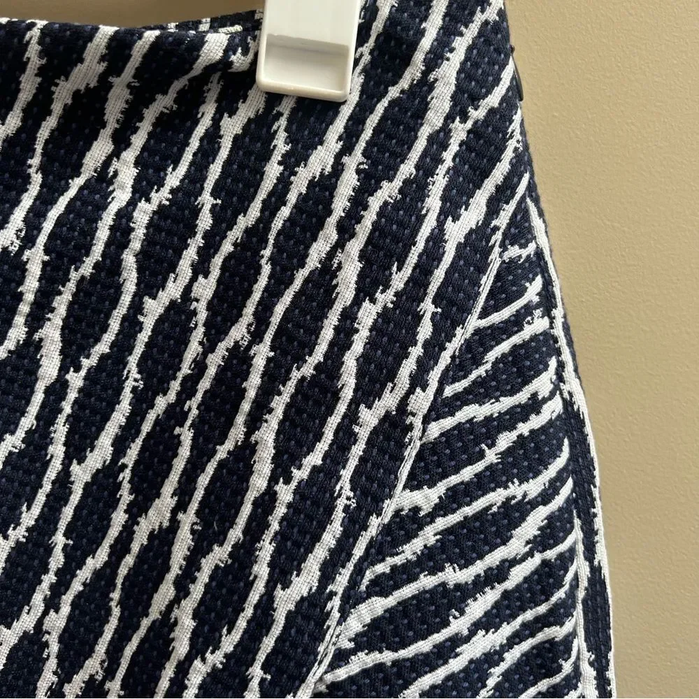 - Loft asymmetrical navy/white cotton blend skirt Sz M